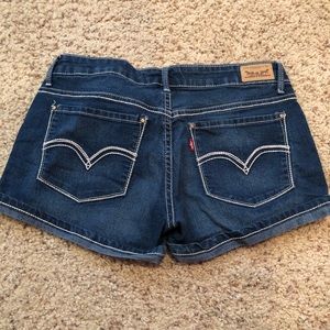 Great condition shorts size 5!